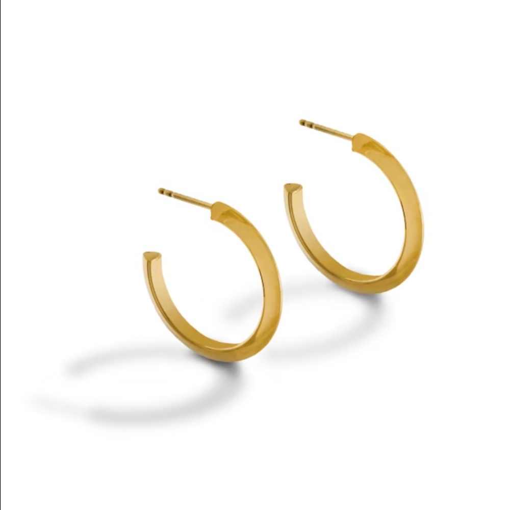 NWT Gold Plated Beveled Hoop Earrings